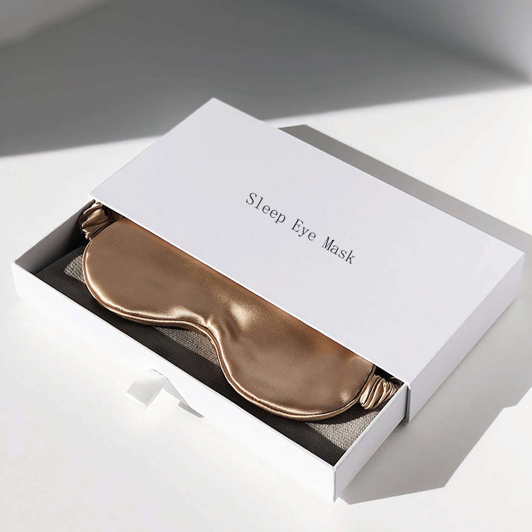 Premium Rigid <a href=https://custompackcn.com/paper-gift-boxes.html target='_blank'>gift box</a>es.jpg